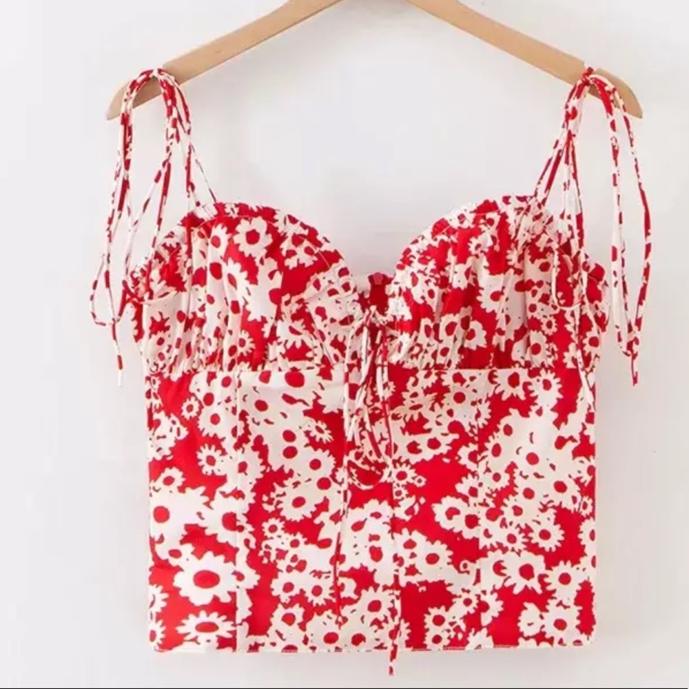 Red strappy daisy top